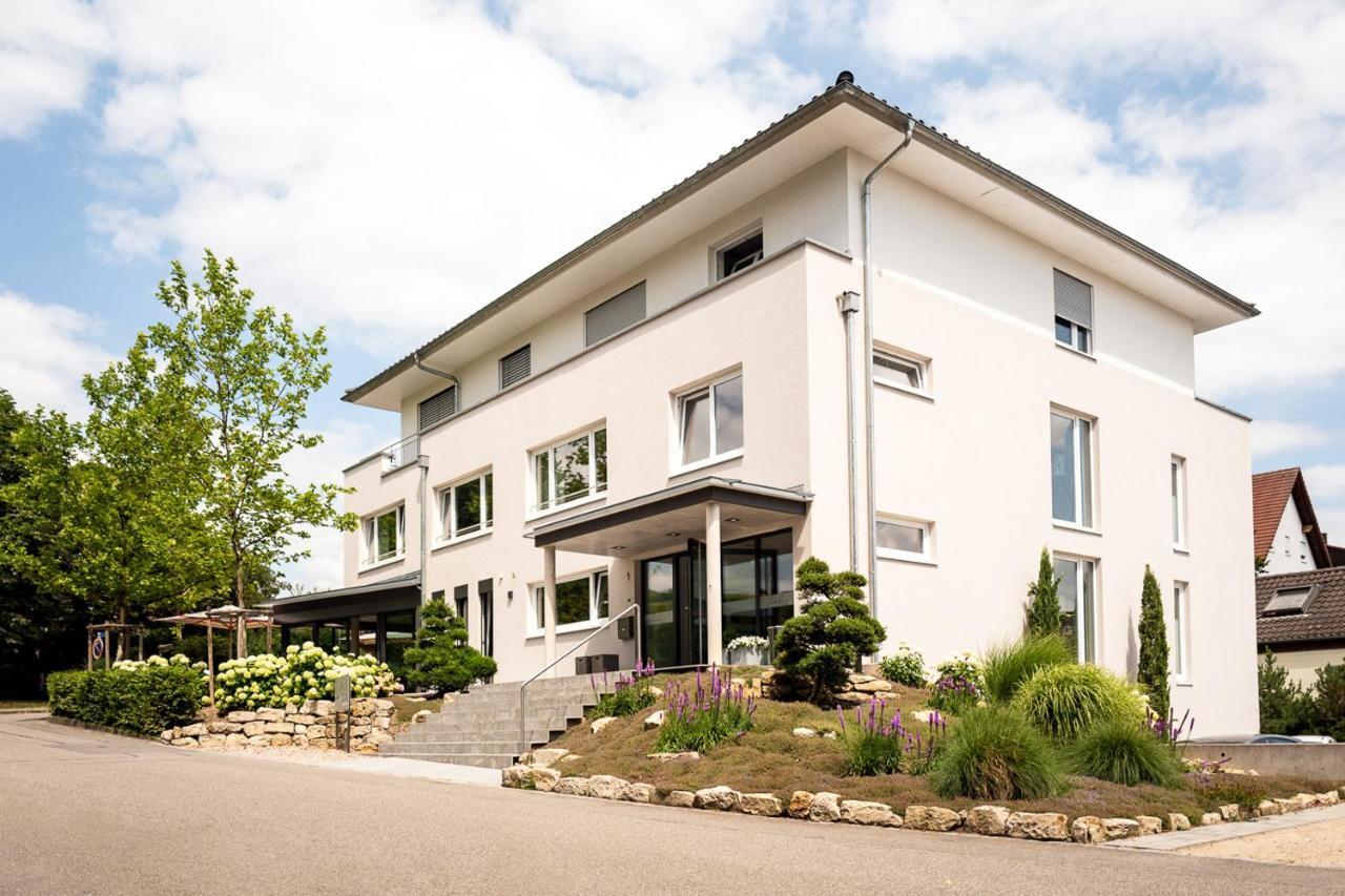 Landhotel & Restaurant Walsers Ефрінген-Кірхен Екстер'єр фото